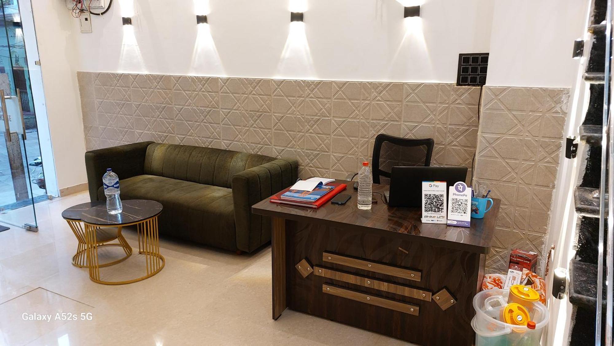 Narayani Paying Guest House Waranasi Zewnętrze zdjęcie